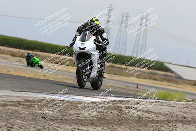 media/May-26-2025-Lets Ride (Mon) [[3bf1de1d65]]/A Group/12pm (Wheelie Bump)/